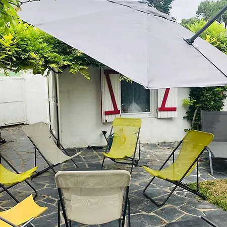 Maison Proche Mer, Marche Et Commerces Holiday home *